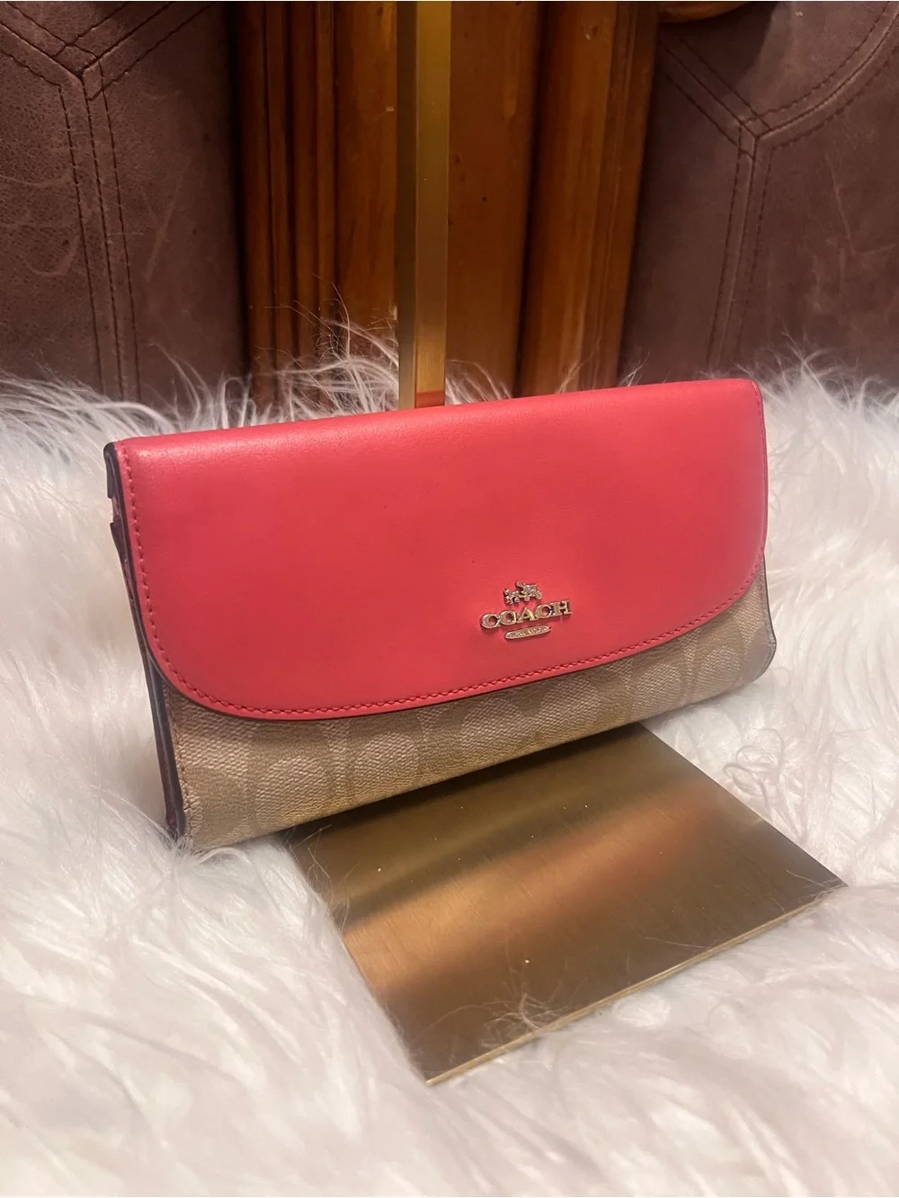 Coach Coral Leather Flap Signature leather Wallet